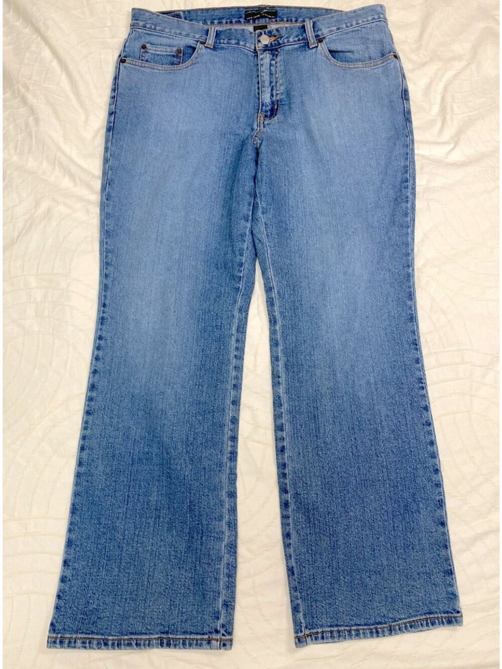 Vintage Y2k New York & Co 16 Petite Flare Leg Medium Fade Wash Jeans Hong Kong